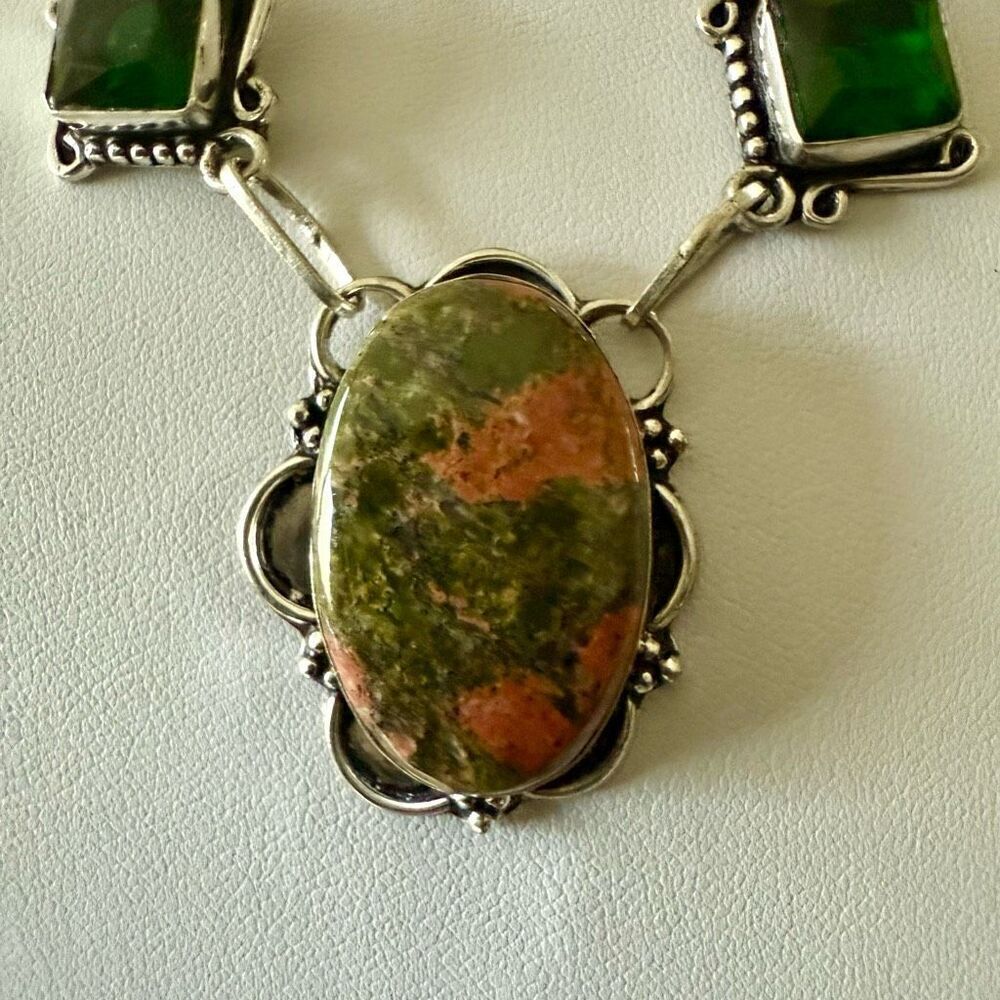 Handcrafted Unakite & Green Quartz Gemstone Necklace – Earthy Elegance in Sterli - Picture 3 of 6
